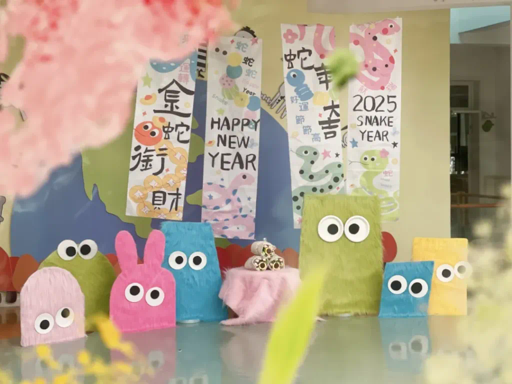 2025媒体管家上海软闻 ：上海中小幼学生开学：“用DeepSeek赶作业”受关注，他们怎么看？(图1)